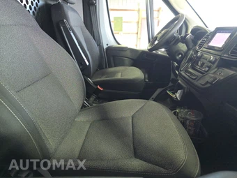 2025 Ram ProMaster 2500 Cargo Van Tradesman w/Passenger Seat Low Roof 136.0" WB - miniatura 8