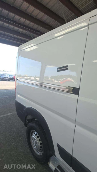 2025 Ram ProMaster 2500 Cargo Van Tradesman w/Passenger Seat Low Roof 136.0" WB - miniatura 21