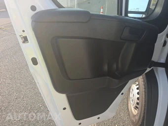 2025 Ram ProMaster 2500 Cargo Van Tradesman w/Passenger Seat Low Roof 136.0" WB - miniatura 9