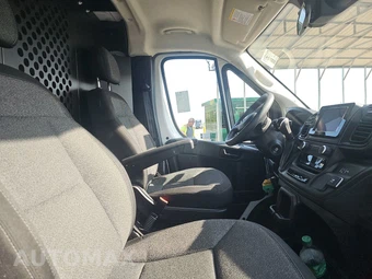 2025 Ram ProMaster 2500 Cargo Van Tradesman w/Passenger Seat Low Roof 136.0" WB - miniatura 8