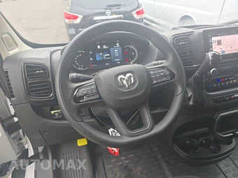 2025 Ram ProMaster 2500 Cargo Van Tradesman w/Passenger Seat Low Roof 136.0" WB - miniatura 10