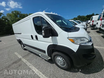 2025 Ram ProMaster 2500 Cargo Van Tradesman w/Passenger Seat Low Roof 136.0" WB - miniatura 3