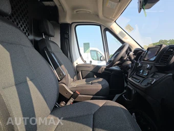 2025 Ram ProMaster 2500 Cargo Van Tradesman w/Passenger Seat Low Roof 136.0" WB - miniatura 8