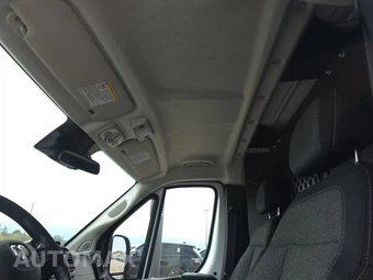 2025 Ram ProMaster 2500 Cargo Van Tradesman w/Passenger Seat Low Roof 136.0" WB - miniatura 16