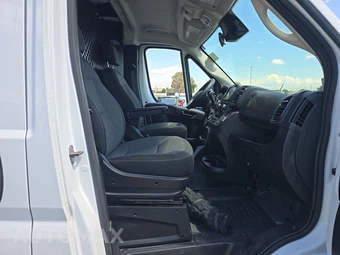 2025 Ram ProMaster 2500 Cargo Van Tradesman w/Passenger Seat Low Roof 136.0" WB - miniatura 8