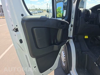 2025 Ram ProMaster 2500 Cargo Van Tradesman w/Passenger Seat Low Roof 136.0" WB - miniatura 9