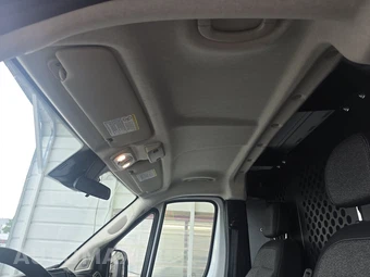 2025 Ram ProMaster 2500 Cargo Van Tradesman w/Passenger Seat Low Roof 136.0" WB - miniatura 17
