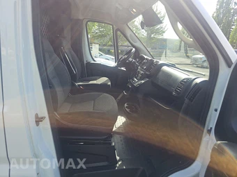2025 Ram ProMaster 2500 Cargo Van Tradesman w/Passenger Seat Low Roof 136.0" WB - miniatura 8