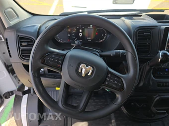 2025 Ram ProMaster 2500 Cargo Van Tradesman w/Passenger Seat Low Roof 136.0" WB - miniatura 10