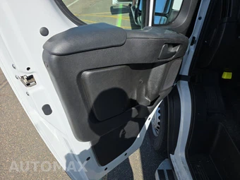 2025 Ram ProMaster 2500 Cargo Van Tradesman w/Passenger Seat Low Roof 136.0" WB - miniatura 9