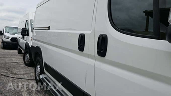 2025 Ram ProMaster 2500 Cargo Van Tradesman w/Passenger Seat Low Roof 136.0" WB - miniatura 21