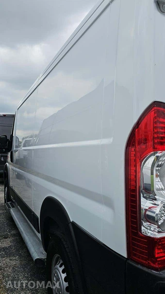 2025 Ram ProMaster 2500 Cargo Van Tradesman w/Passenger Seat Low Roof 136.0" WB - miniatura 23