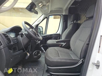 2025 Ram ProMaster 2500 Cargo Van Tradesman w/Passenger Seat Low Roof 136.0" WB - miniatura 7