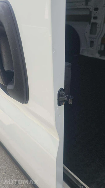 2025 Ram ProMaster 2500 Cargo Van Tradesman w/Passenger Seat Low Roof 136.0" WB - miniatura 20