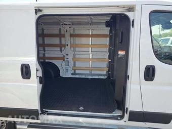 2025 Ram ProMaster 2500 Cargo Van Tradesman w/Passenger Seat Low Roof 136.0" WB - miniatura 15