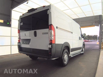 2025 Ram ProMaster 2500 Cargo Van Tradesman w/Passenger Seat Low Roof 136.0" WB - miniatura 4