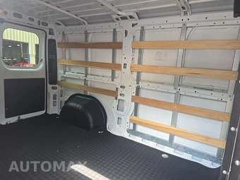 2025 Ram ProMaster 2500 Cargo Van Tradesman w/Passenger Seat Low Roof 136.0" WB - miniatura 13