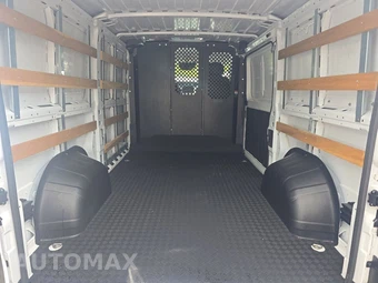2025 Ram ProMaster 2500 Cargo Van Tradesman w/Passenger Seat Low Roof 136.0" WB - miniatura 16