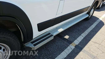 2025 Ram ProMaster 2500 Cargo Van Tradesman w/Passenger Seat Low Roof 136.0" WB - miniatura 19