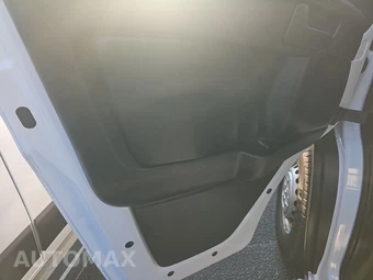 2025 Ram ProMaster 2500 Cargo Van Tradesman w/Passenger Seat Low Roof 136.0" WB - miniatura 9