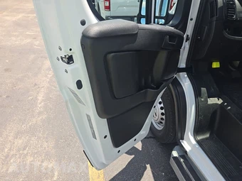 2025 Ram ProMaster 2500 Cargo Van Tradesman w/Passenger Seat Low Roof 136.0" WB - miniatura 9