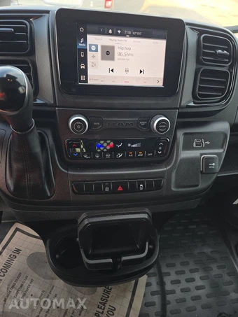 2025 Ram ProMaster 2500 Cargo Van Tradesman w/Passenger Seat Low Roof 136.0" WB - miniatura 11
