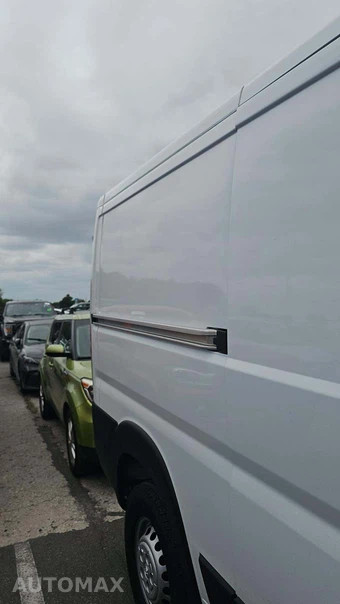 2025 Ram ProMaster 2500 Cargo Van Tradesman w/Passenger Seat Low Roof 136.0" WB - miniatura 19