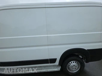 2025 Ram ProMaster 2500 Cargo Van Tradesman w/Passenger Seat Low Roof 136.0" WB - miniatura 13