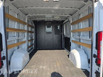 2025 Ram ProMaster 2500 Cargo Van Tradesman w/Passenger Seat Low Roof 136.0" WB - miniatura 17