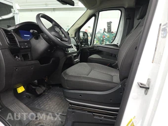 2025 Ram ProMaster 2500 Cargo Van Tradesman w/Passenger Seat Low Roof 136.0" WB - miniatura 7