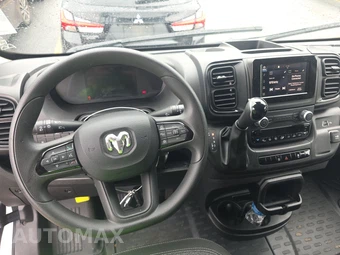 2025 Ram ProMaster 2500 Cargo Van Tradesman w/Passenger Seat Low Roof 136.0" WB - miniatura 11