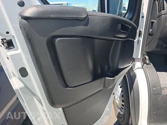 2025 Ram ProMaster 2500 Cargo Van Tradesman w/Passenger Seat Low Roof 136.0" WB - miniatura 9