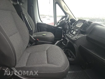 2025 Ram ProMaster 2500 Cargo Van Tradesman w/Passenger Seat Low Roof 136.0" WB - miniatura 8