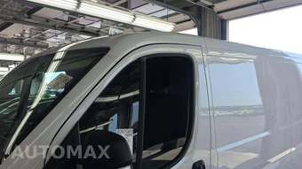 2025 Ram ProMaster 2500 Cargo Van Tradesman w/Passenger Seat Low Roof 136.0" WB - miniatura 19