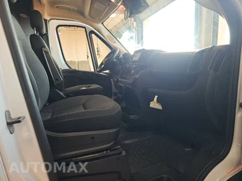 2025 Ram ProMaster 2500 Cargo Van Tradesman w/Passenger Seat Low Roof 136.0" WB - miniatura 8
