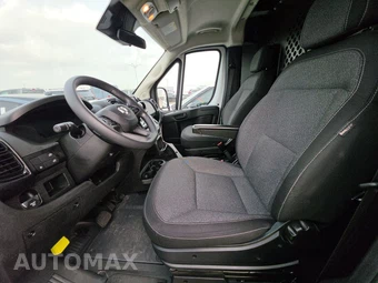 2025 Ram ProMaster 2500 Cargo Van Tradesman w/Passenger Seat Low Roof 136.0" WB - miniatura 7