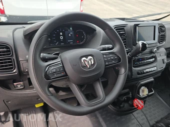 2025 Ram ProMaster 2500 Cargo Van Tradesman w/Passenger Seat Low Roof 136.0" WB - miniatura 10