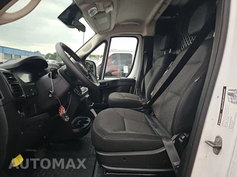 2025 Ram ProMaster 2500 Cargo Van Tradesman w/Passenger Seat Low Roof 136.0" WB - miniatura 7