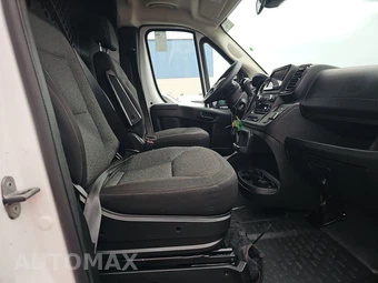 2025 Ram ProMaster 2500 Cargo Van Tradesman w/Passenger Seat Low Roof 136.0" WB - miniatura 8