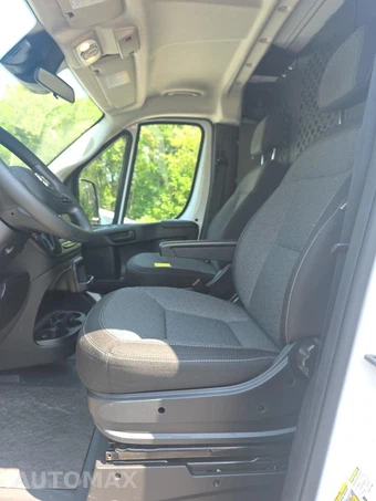 2025 Ram ProMaster 2500 Cargo Van Tradesman w/Passenger Seat Low Roof 136.0" WB - miniatura 13