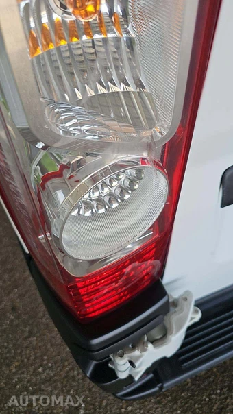 2025 Ram ProMaster 2500 Cargo Van Tradesman w/Passenger Seat Low Roof 136.0" WB - miniatura 19