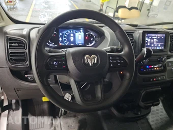2025 Ram ProMaster 2500 Cargo Van Tradesman w/Passenger Seat Low Roof 136.0" WB - miniatura 10