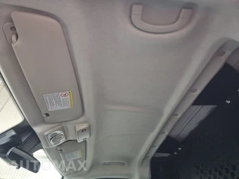 2025 Ram ProMaster 2500 Cargo Van Tradesman w/Passenger Seat Low Roof 136.0" WB - miniatura 17