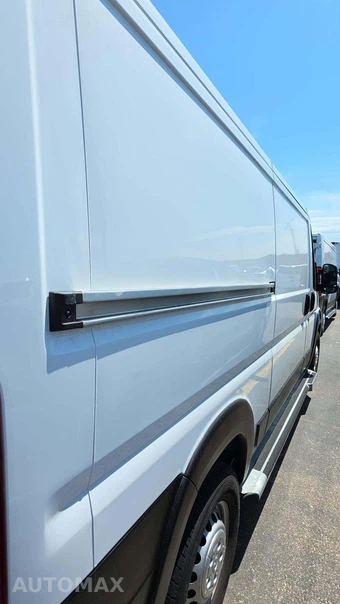 2025 Ram ProMaster 2500 Cargo Van Tradesman w/Passenger Seat Low Roof 136.0" WB - miniatura 23