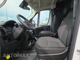 2025 Ram ProMaster 2500 Cargo Van Tradesman w/Passenger Seat Low Roof 136.0" WB - miniatura 7