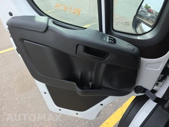 2025 Ram ProMaster 2500 Cargo Van Tradesman w/Passenger Seat Low Roof 136.0" WB - miniatura 9