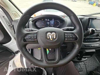 2025 Ram ProMaster 2500 Cargo Van Tradesman w/Passenger Seat Low Roof 136.0" WB - miniatura 10