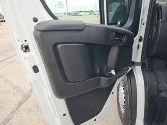 2025 Ram ProMaster 2500 Cargo Van Tradesman w/Passenger Seat Low Roof 136.0" WB - miniatura 9