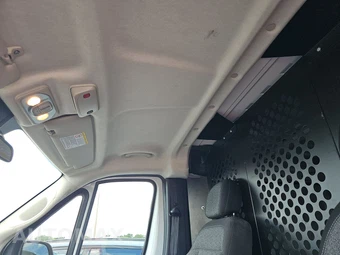 2025 Ram ProMaster 2500 Cargo Van Tradesman w/Passenger Seat Low Roof 136.0" WB - miniatura 17
