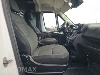 2025 Ram ProMaster 2500 Cargo Van Tradesman w/Passenger Seat Low Roof 136.0" WB - miniatura 8